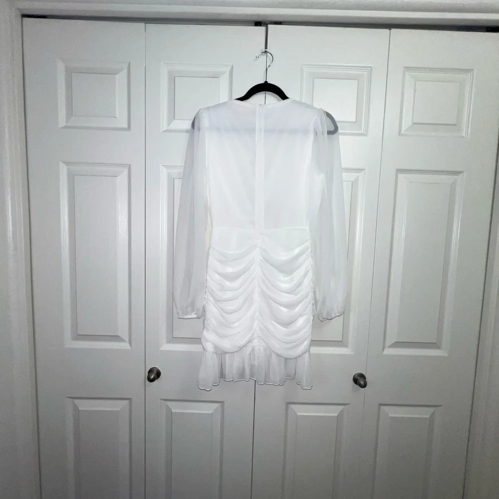 Showpo White Long Sleeve Dress‎
